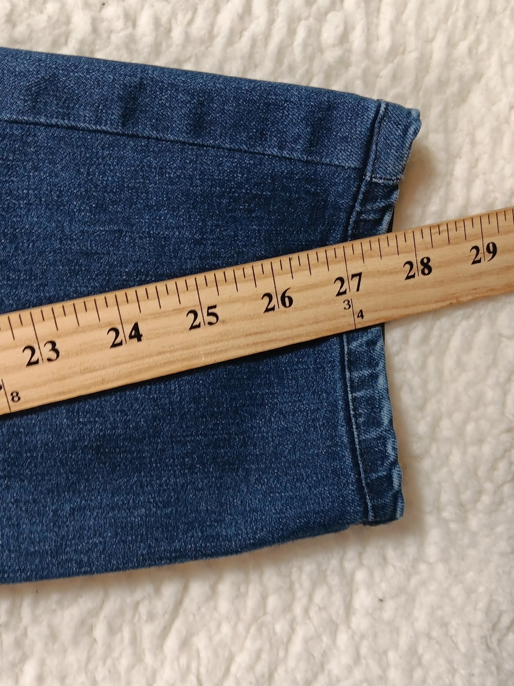 Burberry Jeans Mens 32x27 Blue Denim Slim Fit Dark Wash Stretch Designer Bloke - Picture 13 of 15